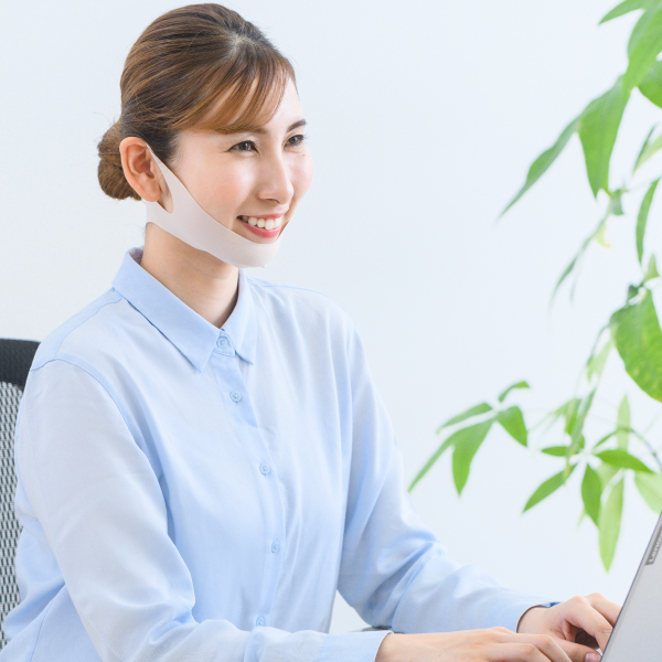 グレージュ ももたろう