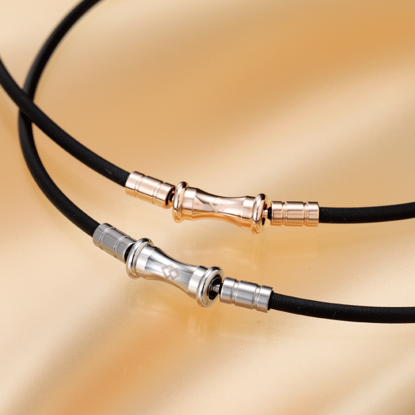 シャンパンゴールド