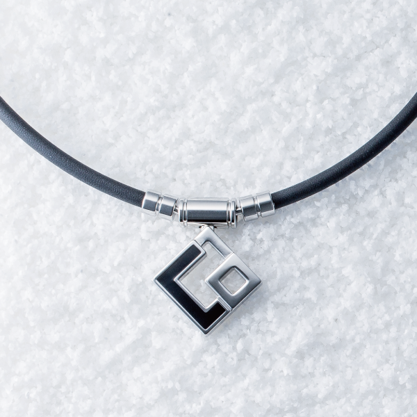 シルバー×ブラック