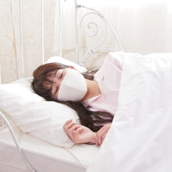 絹まゆ おやすみマスク