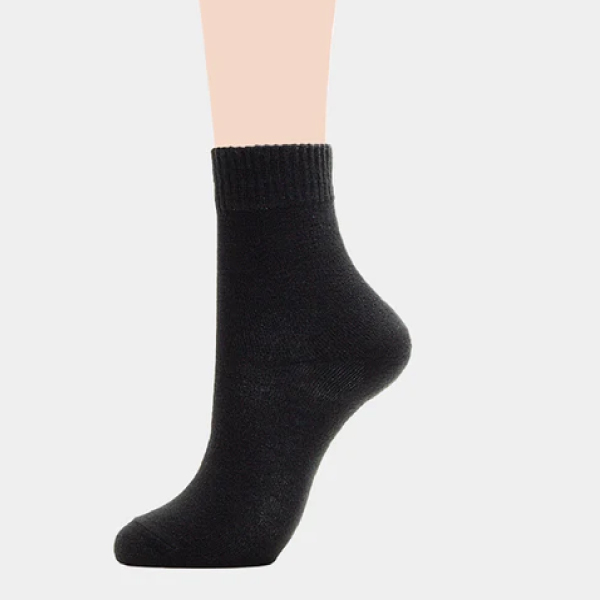 スクワランでかかとつるつるソックス